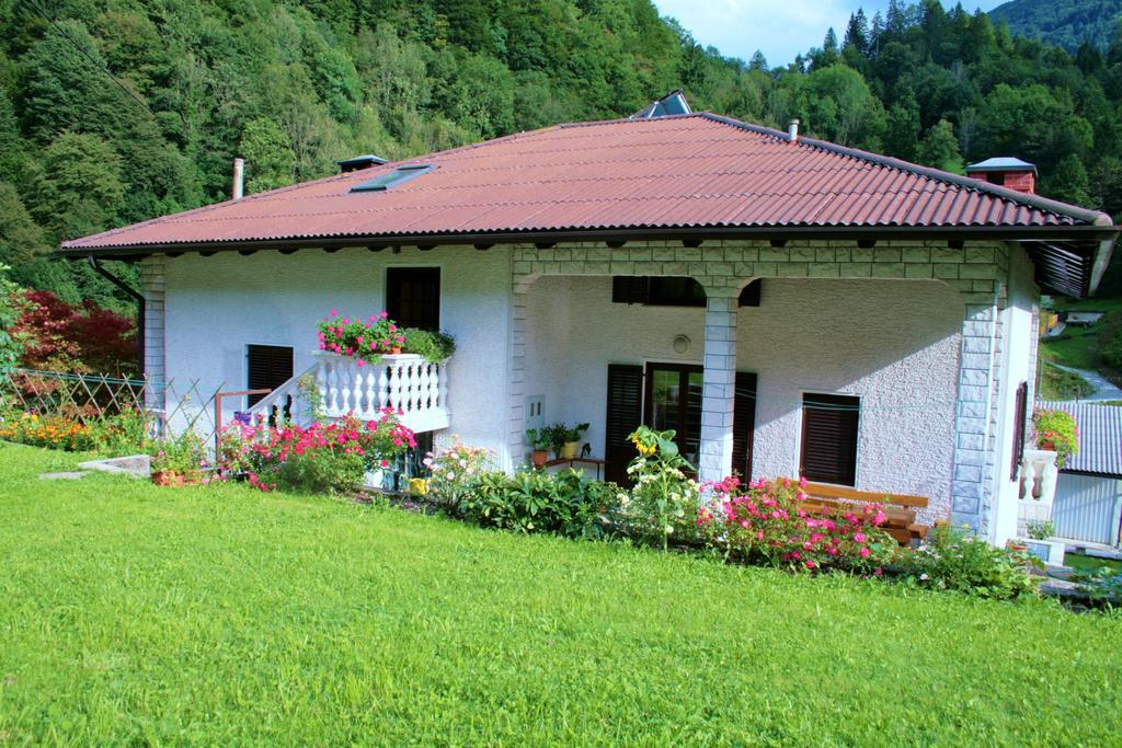 Rooms With Shared Kitchen Zver, Great For Hikers Hudajuzna Exteriér fotografie